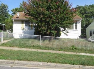 613 64th Pl, Capitol Heights, MD 20743