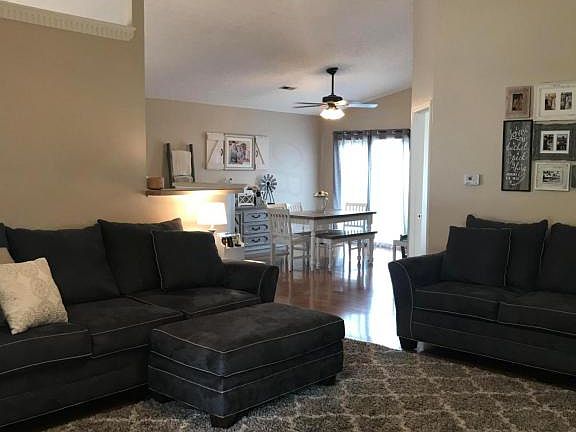 5th image of 362 Landis Ln