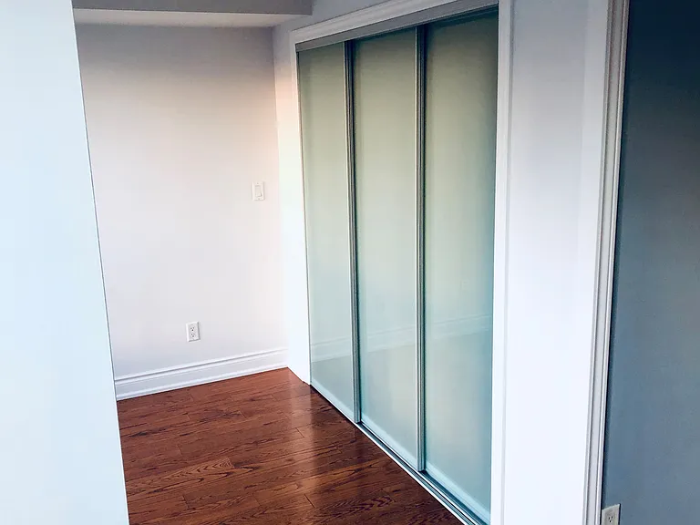 109 Front St E #1039 — Photo 24
