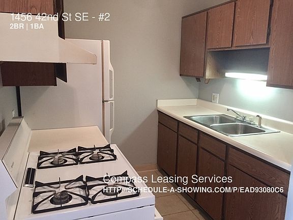 2nd image of 1456 42nd St SE APT 2