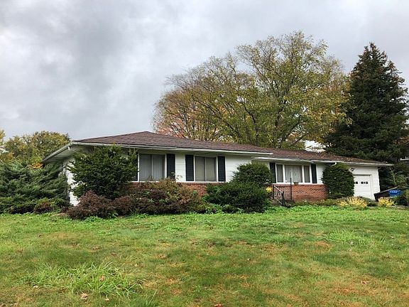4th image of 4746 Logan Arms Dr