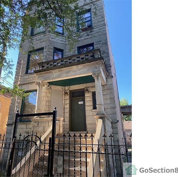 1st image of 3051 W Cullerton St APT 1