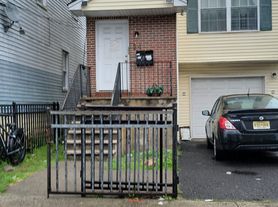 54 Norwood St, Newark, NJ
