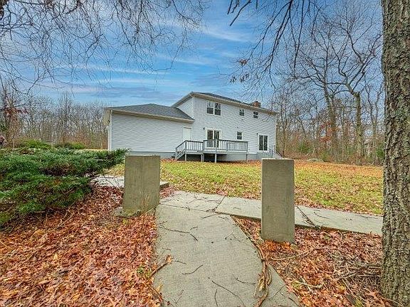 2nd image of 85 Kimberly Dr