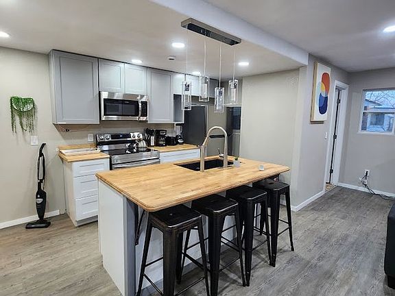 2nd image of 10010 Columbine Ct #2