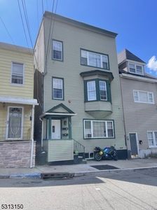 242 Dixon Ave, Paterson, NJ, 07501
