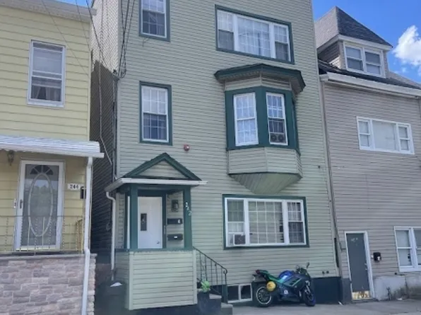242 Dixon Ave, Paterson City, NJ 07501