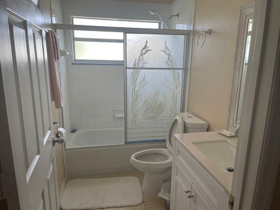 2nd image of 862 Chamberlin Trl
