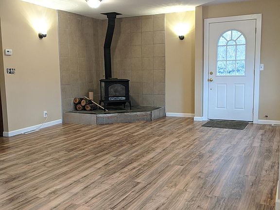2nd image of 14 Kendall Dr