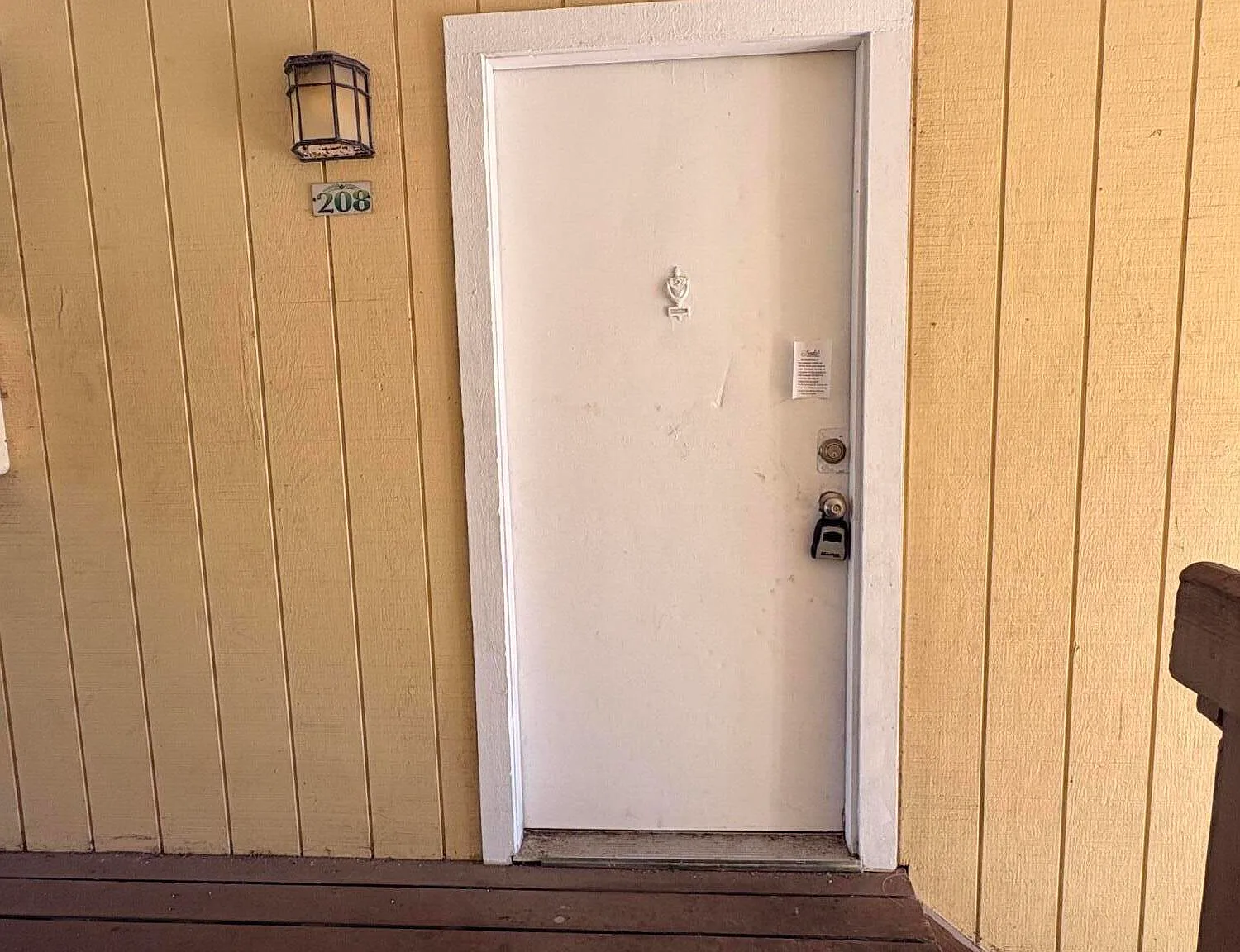 2 bed, 2.0 bath, 1069 sqft, $1,300 — Photo 2