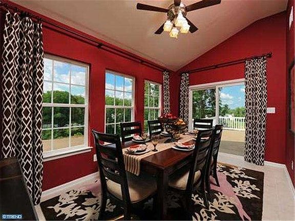 4th image of 2250 Armata Dr