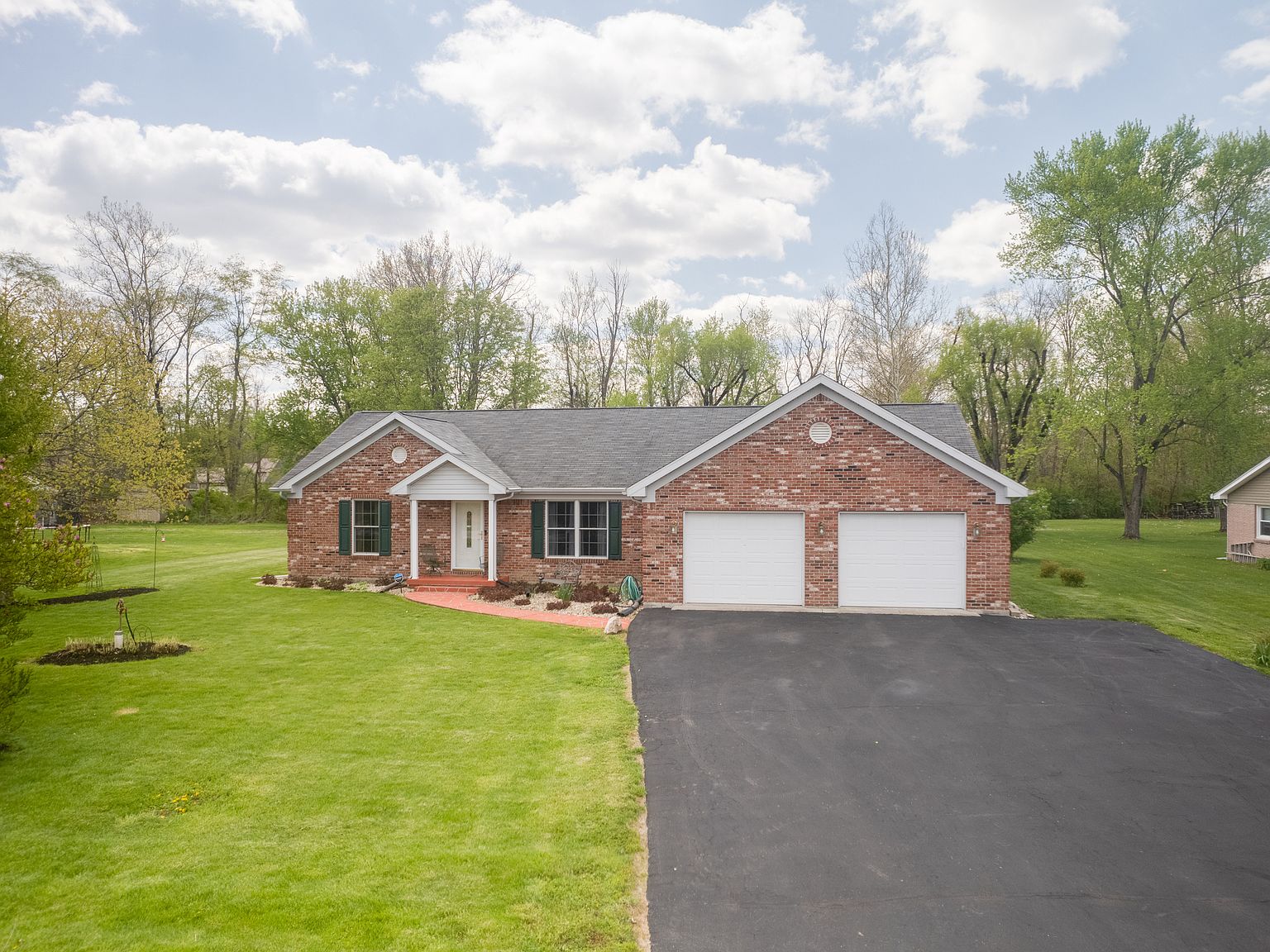 7371 W 300 N, Greenfield, IN 46140 | Zillow