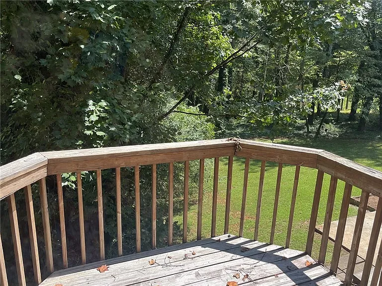 2745 Cardinal Lake Cir — Photo 22
