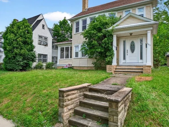 3435 Ashby Rd, Shaker Heights, OH 44120