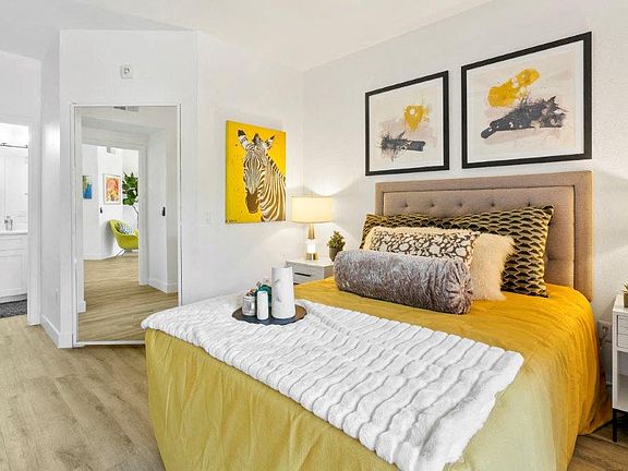 San Portella, Tempe, AZ, Bedroom
