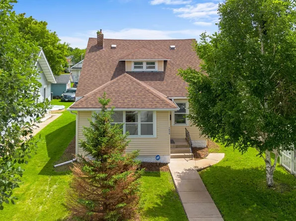 1634 Upton Ave N, Minneapolis, MN 55411
