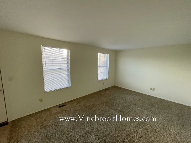 7959 Mount Hood — Photo 3