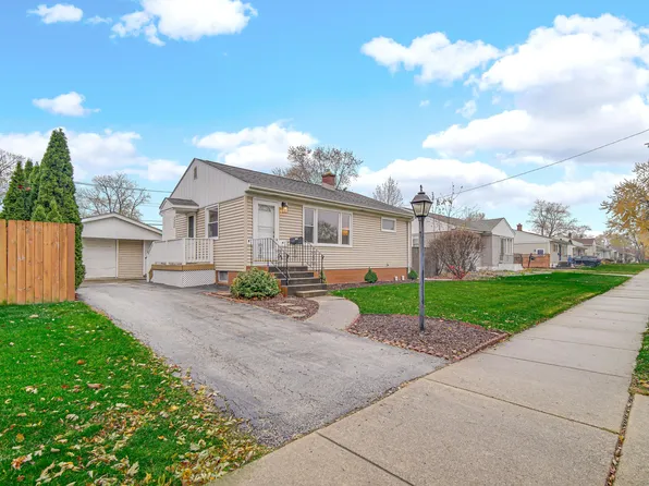3302 Eder St, Highland, IN 46322