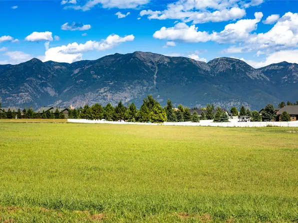 236 Holbrook Dr, Kalispell, MT 59901