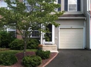 62 Sparrow Walk, Newtown, PA 18940
