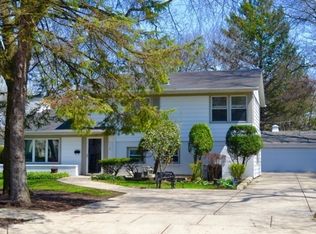 927 Western Ave, Northbrook, IL