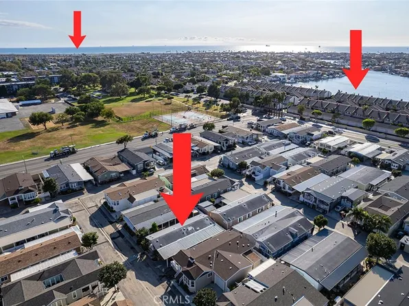 16451 Kohala Ln, Huntington Beach, CA 92649