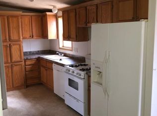 35 Parkside Estates Rd, Washington, IA 52353