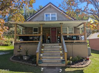 1214 1st Ave E, Big Stone Gap, VA 24219