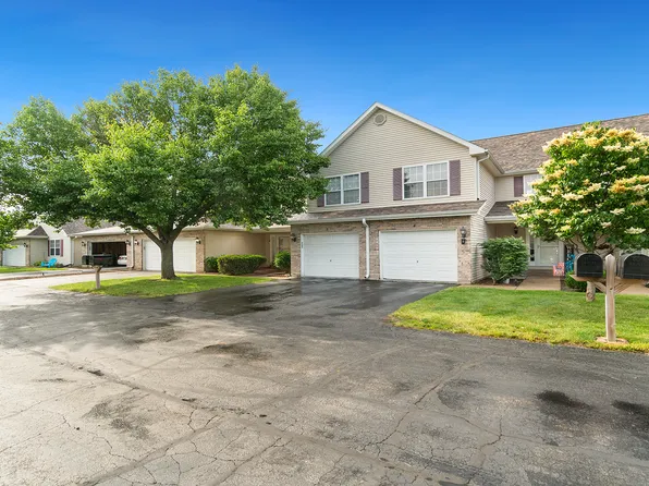 12068 Baneberry Dr APT 4, Roscoe, IL 61073