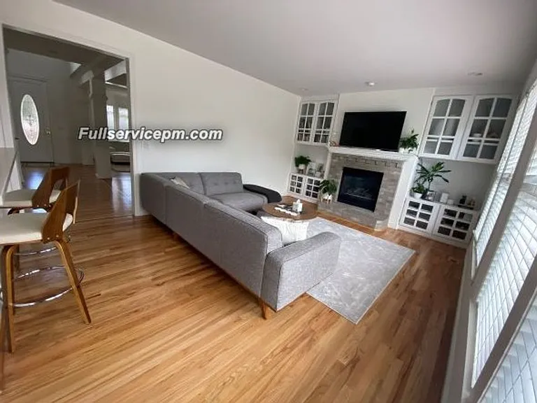817 SW 354th St — Photo 11