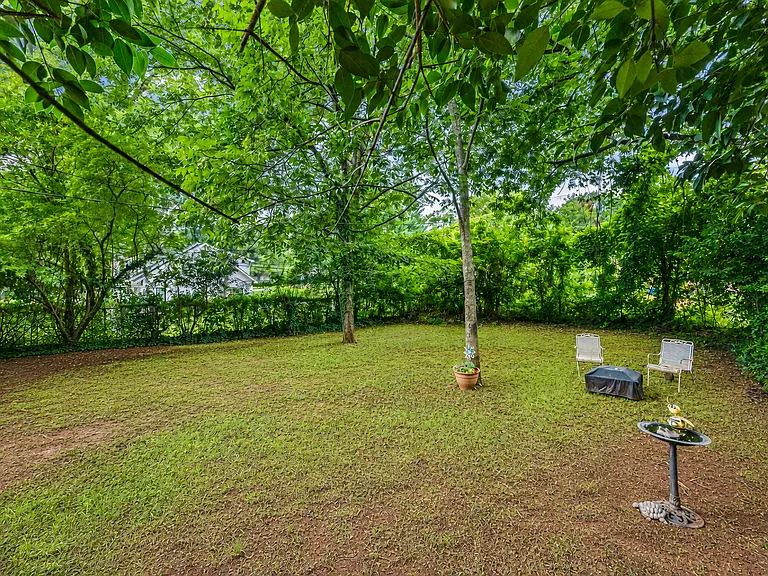 Large Flat Yard