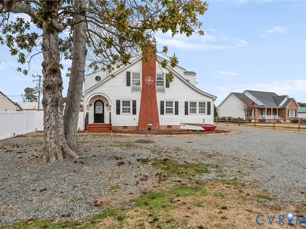 16225 General Puller Hwy, Deltaville, VA 23043