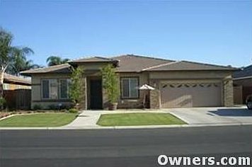 Classic Front Yard and Entry
