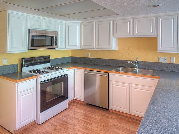 2nd image of 4040 E Ames Lake Dr NE