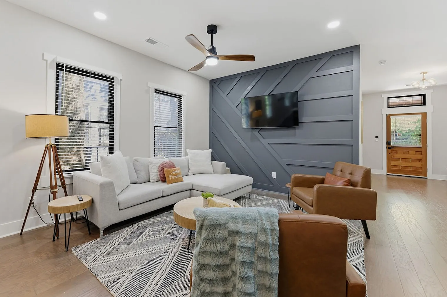 4 bed, 2.0 bath, $8,302 — Photo 1