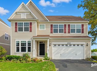 1730 Savannah Cir, Mundelein, IL 60060