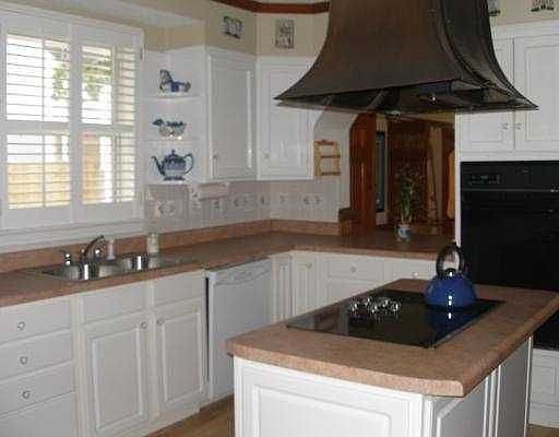 4th image of 98 Wren St