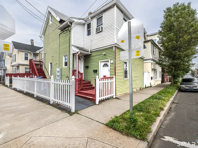1254 Pembroke St #1 — Photo 13