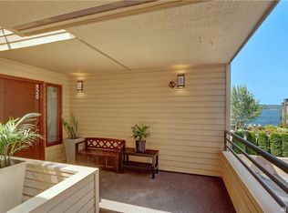 816 Lake St S #820, Kirkland, WA 98033
