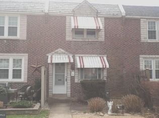 220 Gramercy Dr, Clifton Heights, PA 19018