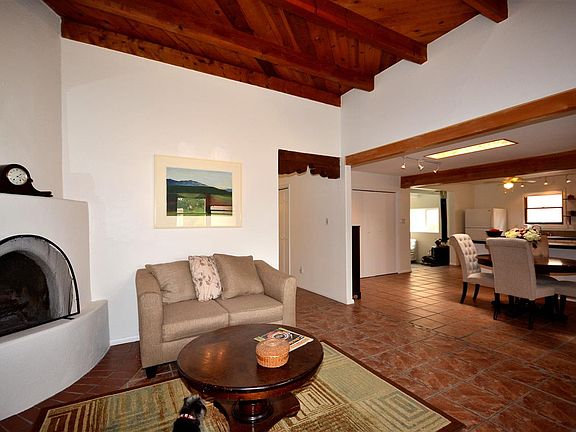 2nd image of 3380 La Avenida De San Marcos