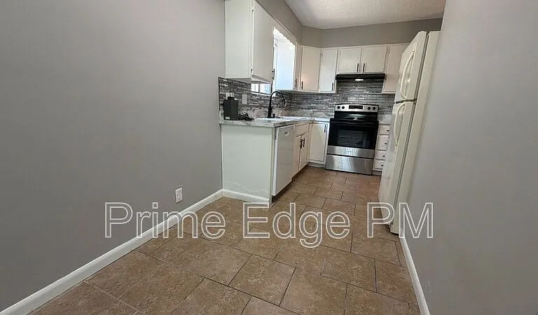 1541 S 21st St #1 — Photo 4