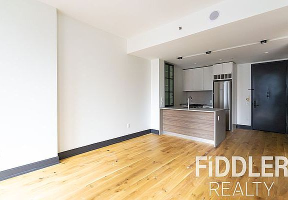 2nd image of 42-22 27th St #408