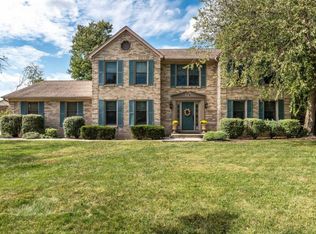 11643 Symmescreek Dr, Loveland, OH 45140