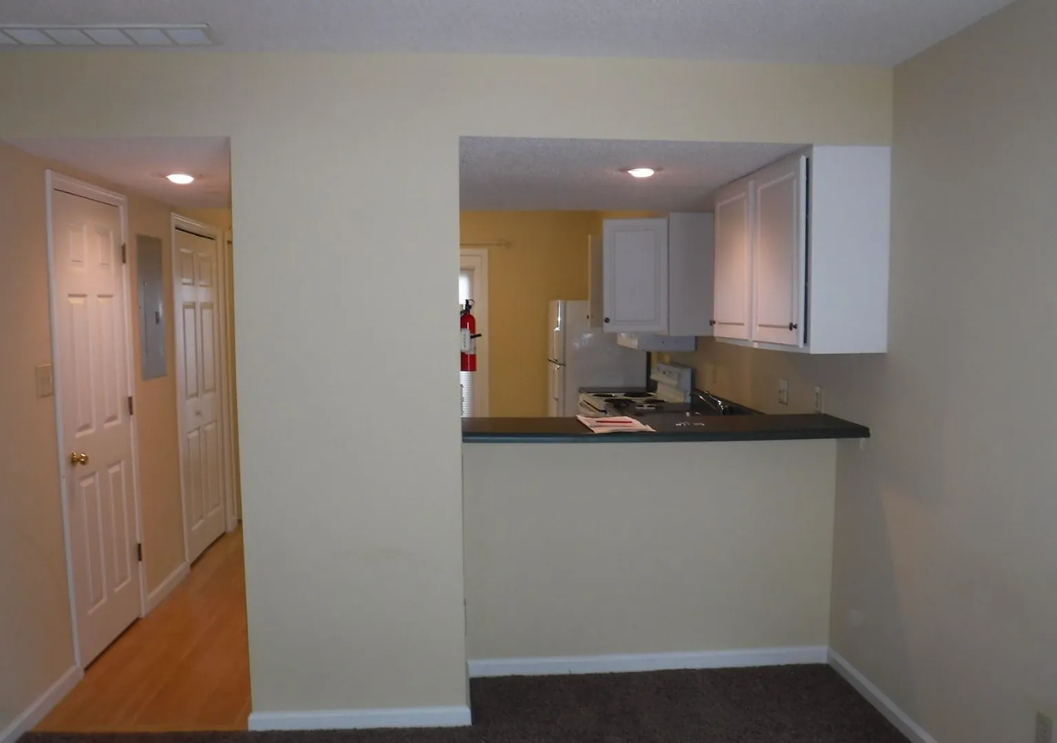817 Sherwood Hills — Photo 3