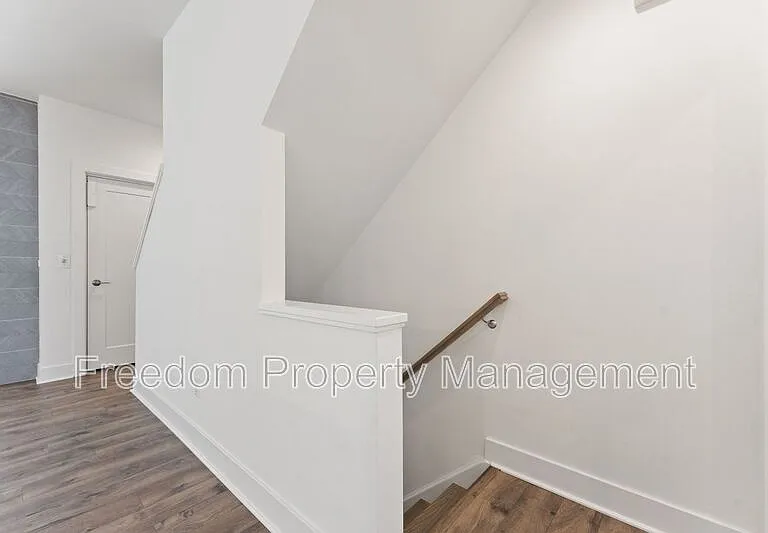 1876 Michael Faraday Dr — Photo 42