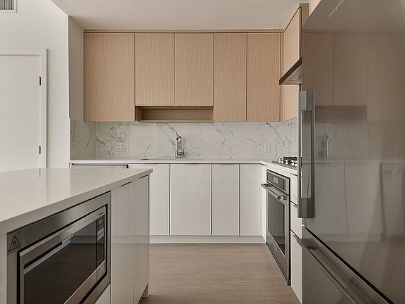 3rd image of 699 Whiting Way #2102