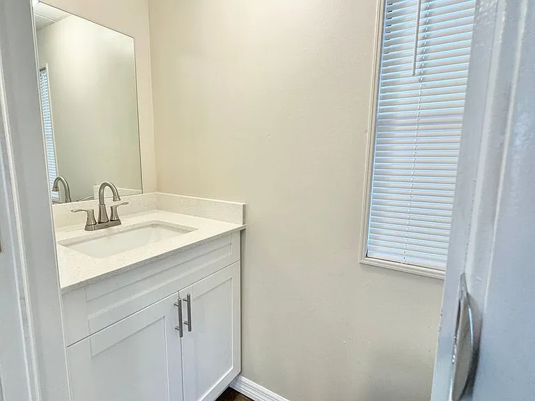 P (Henderson Creek - 1252 Henderson Creek Dr) — Photo 13