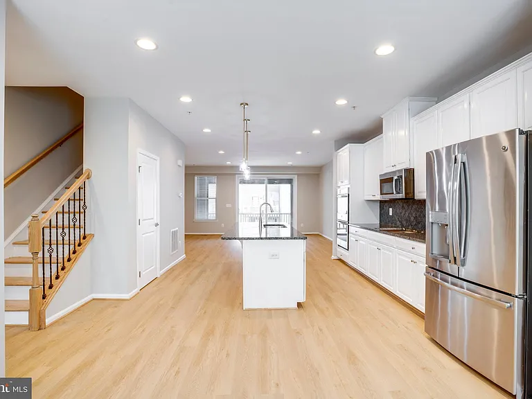 43306 John Michael Ter — Photo 20