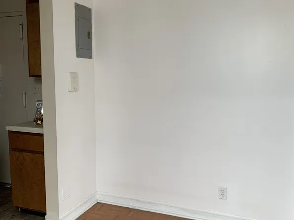 206 West 121st Street image 5 of 10